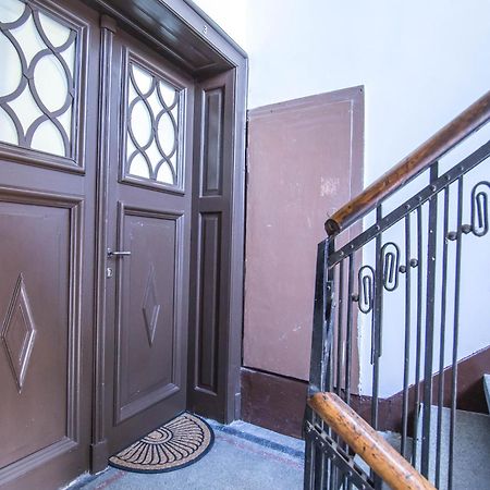 Lion'S Bridge Boutique 2Bdrm Apt, Top Center Gem Sofya Dış mekan fotoğraf