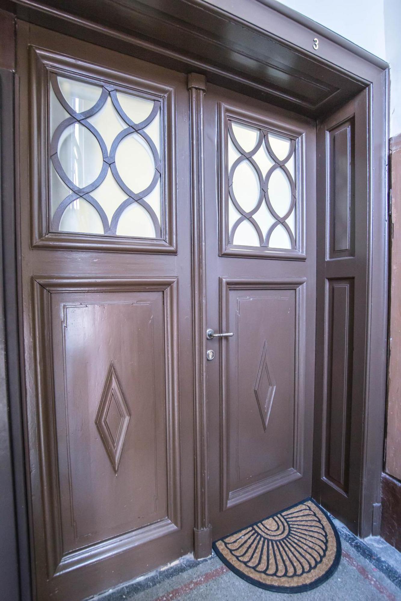 Lion'S Bridge Boutique 2Bdrm Apt, Top Center Gem Sofya Dış mekan fotoğraf