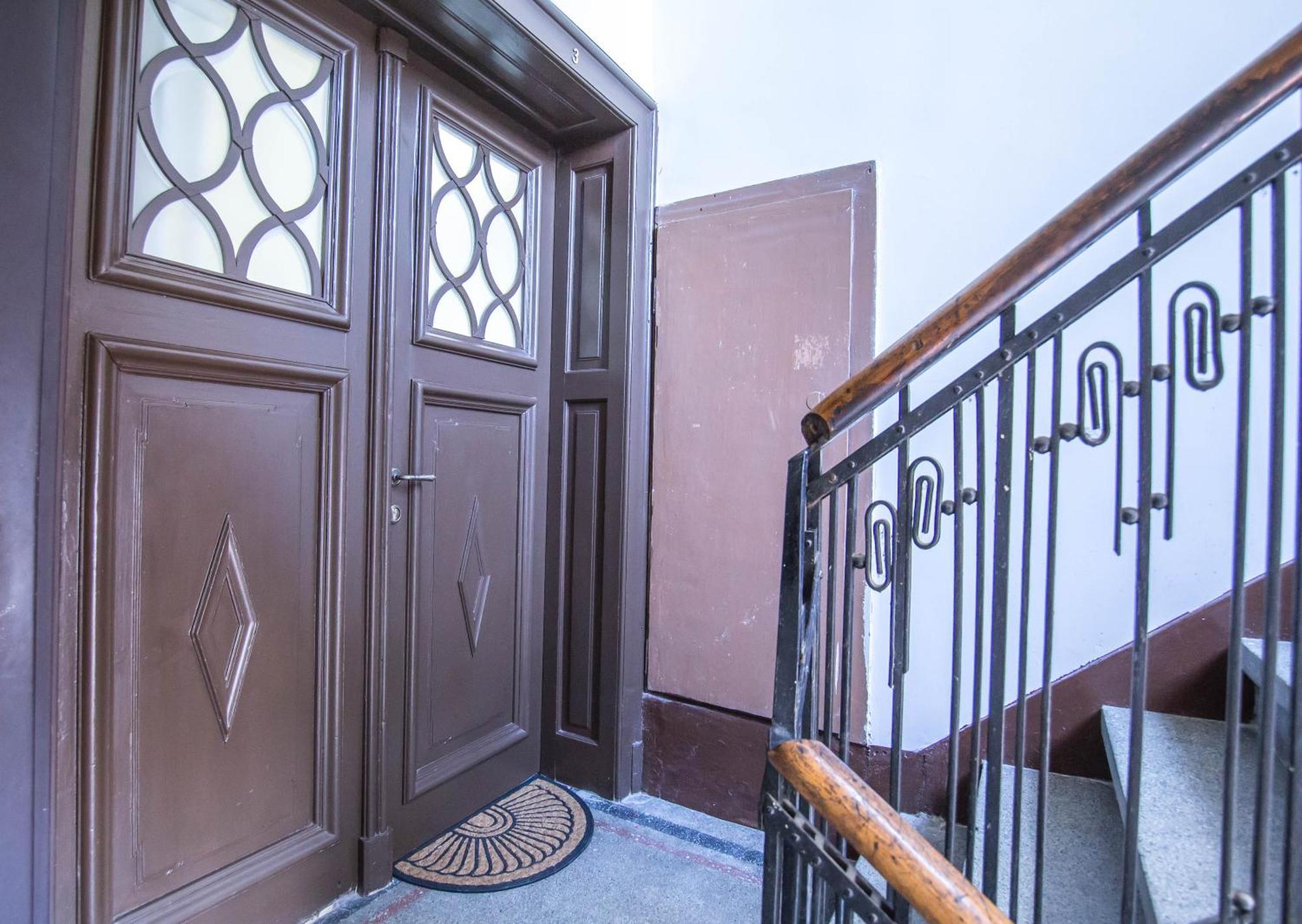 Lion'S Bridge Boutique 2Bdrm Apt, Top Center Gem Sofya Dış mekan fotoğraf